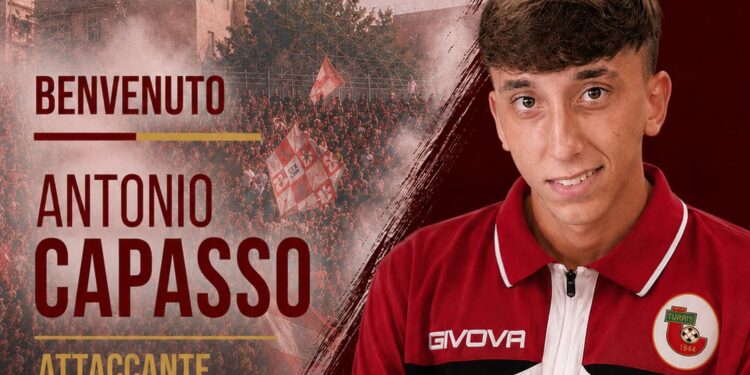 Frattamaggiore: Il giovane talento frattese , Antonio Capasso, approda alla storica Turris