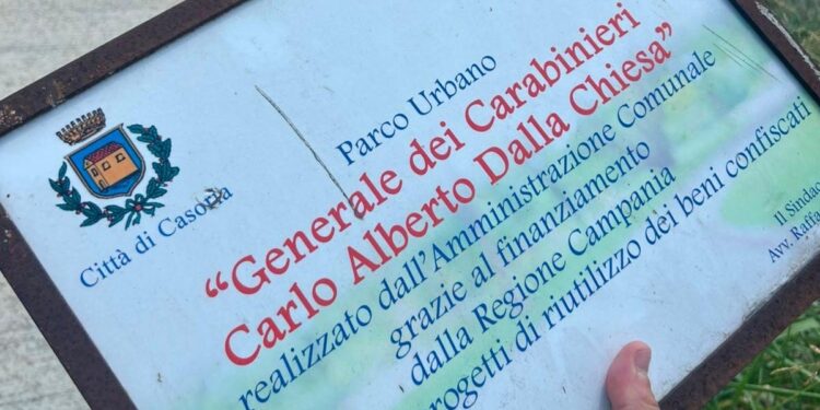 Casoria: Vandalismo nel parco Michelangelo e Carlo Alberto Dalla Chiesa