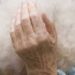 Gragnano: Nipote 30enne ai domiciliari picchia la nonna con la scopa