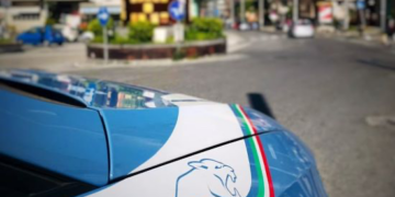 Arenaccia : 20 enne trovato con droga e soldi in Via Martiri D’Otranto