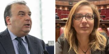 Forza Italia , congresso confermato per il 9 settembre ma è fronda interna