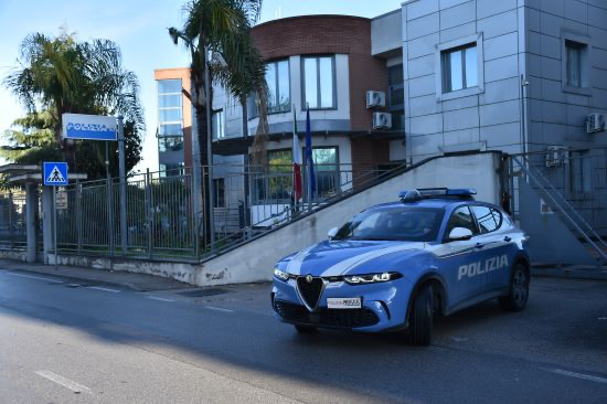Frattaminore : Pusher tratto in arresto in Via Sacco e Vanzetti dalla Polizia