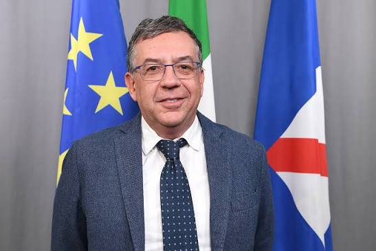 Regione Campania: I consiglieri del cdx occupano gli uffici di Manfredi