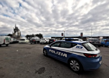 Posillipo: Non si ferma all’alt della Polizia, viene inseguito