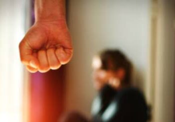 Varcaturo: Picchia la fidanzata e si ritrovano insieme al Pronto Soccorso