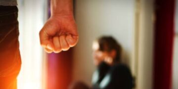 Varcaturo: Picchia la fidanzata e si ritrovano insieme al Pronto Soccorso