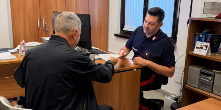 Napoli: Scampia, va in scena la truffa del finto bancario