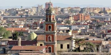 Arzano: Arrestato nella notte 47 enne violento in casa