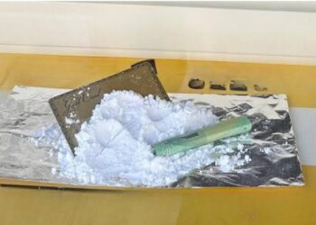 Napoli: Denunciato Pusher truffatore, vende sale per cocaina