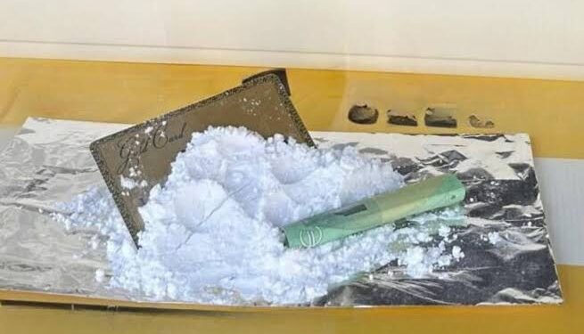 Napoli: Denunciato Pusher truffatore, vende sale per cocaina