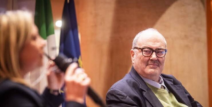 Goffredo Bettini , chiude le porte a Calenda , apertura a Renzi